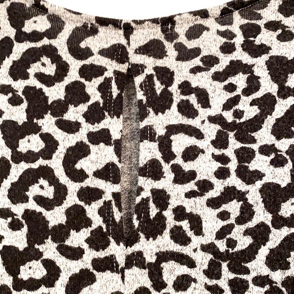 Leopard print super soft dress - Picture 2 of 3